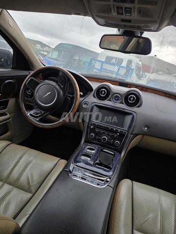 قطع غيار جاكوار XJ 2010