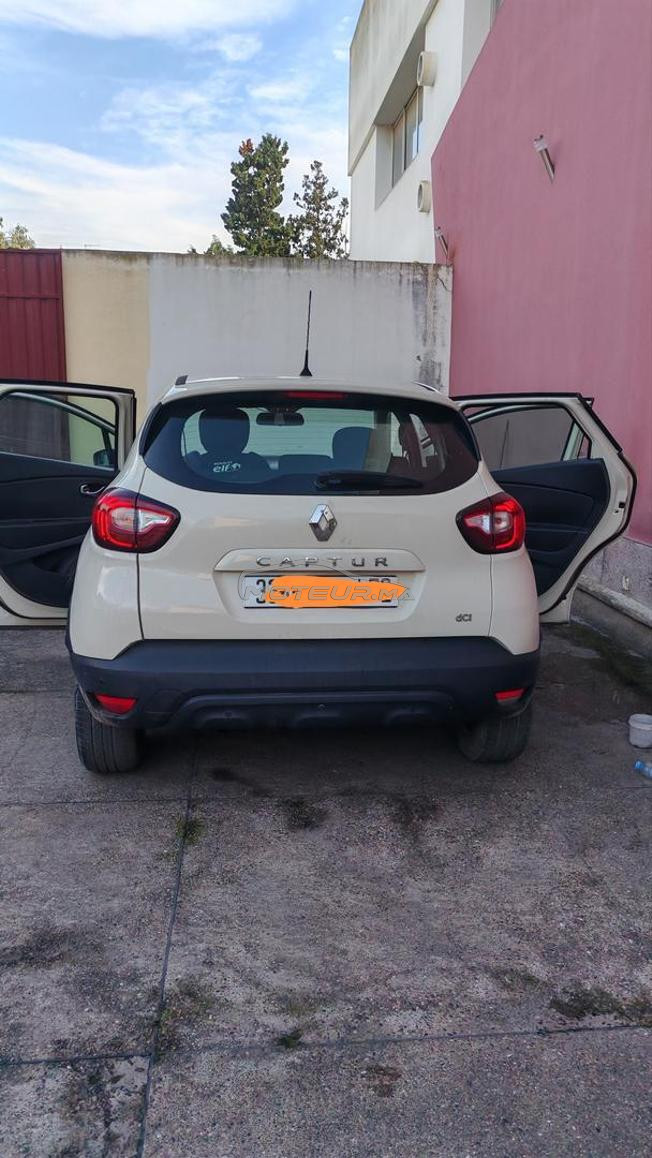 Renault Captur Diesel Manuelle 2021 à Casablanca