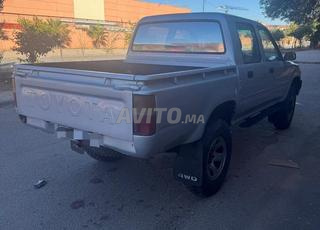 تويوتا هايلوكس 4x4 كابينة مزدوجة مُجددة