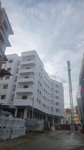 Appartement à vendre d'une superficie de 60 mètres près du café Walid route de Rabat