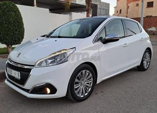 بيجو 208 ديزل يدوية 2019 في وجدة