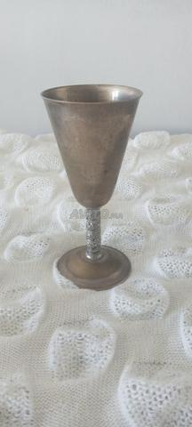 كأس أثري نادر