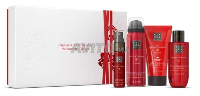 علبة هدايا ريتوالز RITUALS S جديدة