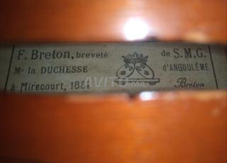 Violon marque f.breton très bon état