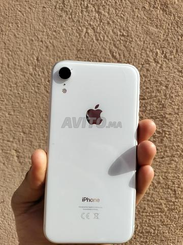 iPhone Xr 128g من الخارج
