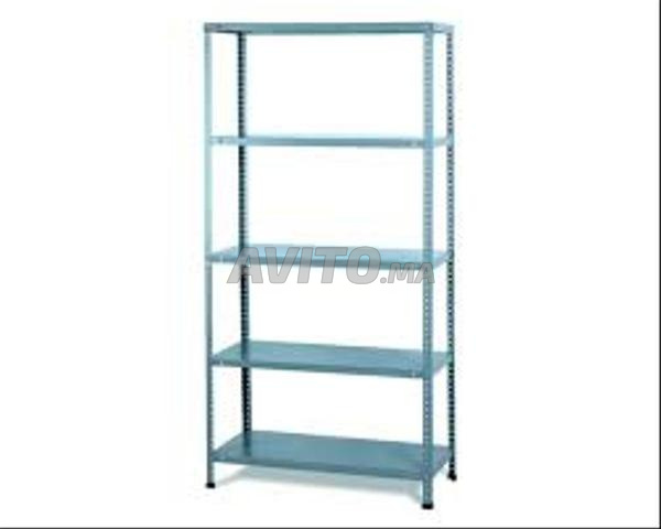 رف تخزين/ترتيب/مستودع