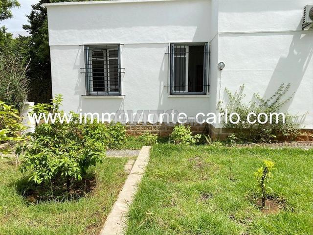 Villa à louer proche de lycée Descartes Agdal