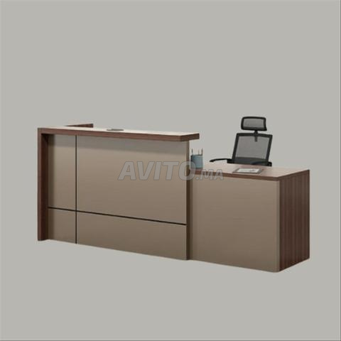 مكتب استقبال مستورد بتصميم عصري وأنيق