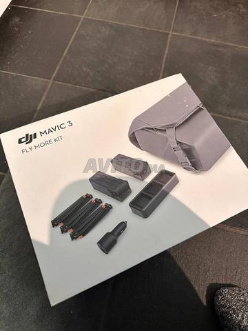 مجموعة Fly More Kit لطائرة DJI Mavic 3 (بدون طائرة درون)
