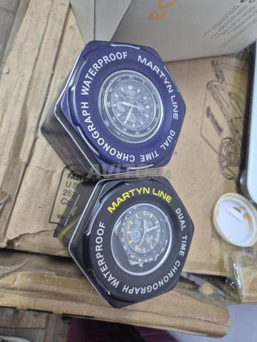 ساعة يد خط مزدوج التوقيت