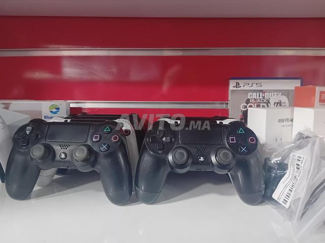 وحدات تحكم PS4 أصلية V1