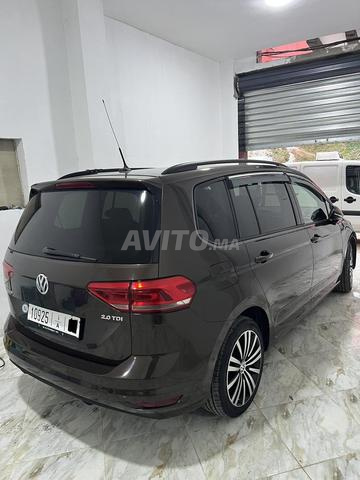 فولكس فاجن توران ديزل أوتوماتيكية 2017 في الفنيدق