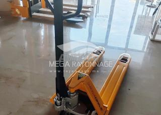 رافعة يدوية – BF25 بعجلات مطاطية