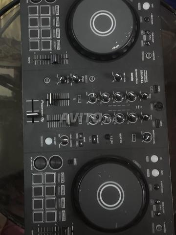 طاولة دي جي بيونير دي دي جي إف إل إكس 4