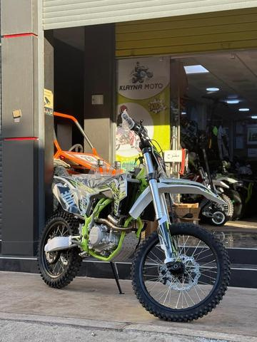 دراجة نارية موتوكروس عالية الأداء 300CC DBK13 رباعية الأشواط