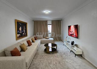 شقة مفروشة للبيع (Sup de co)