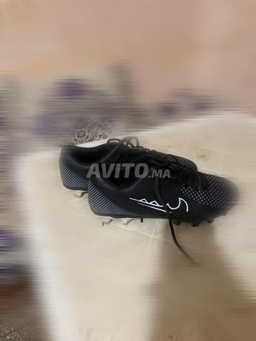 Chaussures de football neuves, livraison dans toutes les villes, taille 41 - 2