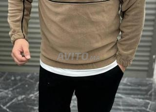 Tricot polaire de différentes couleurs, bienvenue à tous