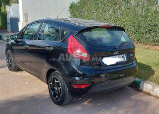 بيع فييستا بحالة جيدة جدا