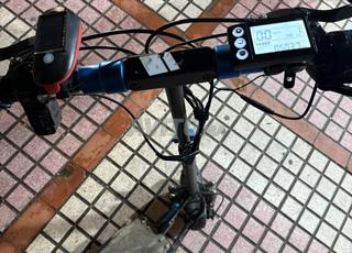 سكوتر بمحرك مزدوج B MOOV