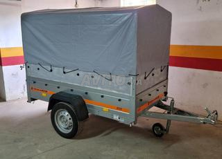 مقطورة للبيع