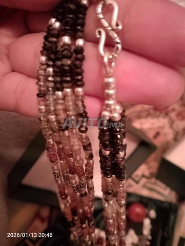 حجر حر وسنسلة نقرة وحجر حر ولوبان حقيق