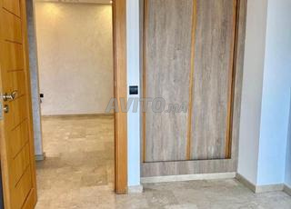 شقة للإيجار 80 متر مربع في الدار البيضاء