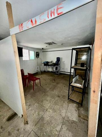 Un espace commercial spacieux à vendre