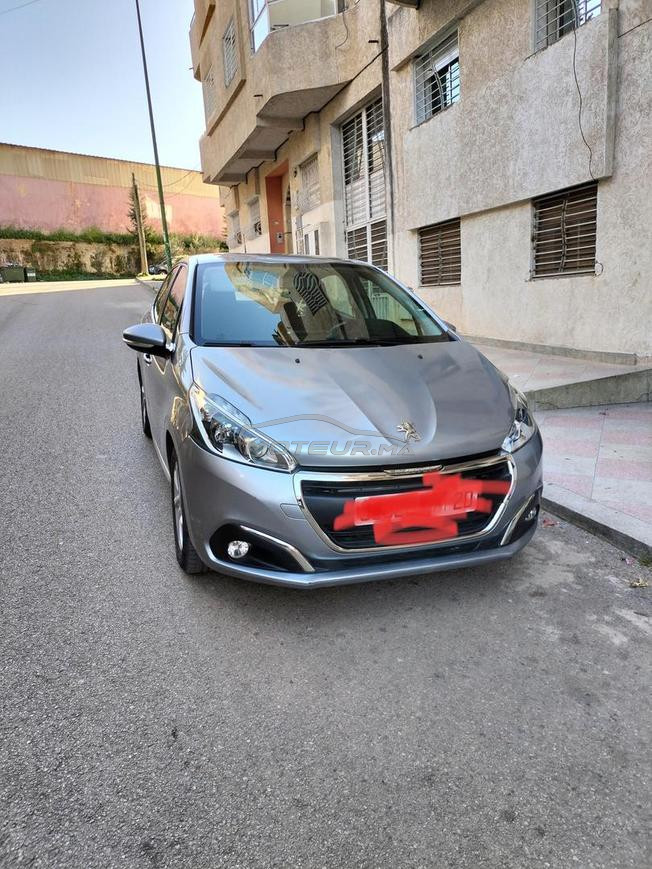 Peugeot 208 Diesel Manuelle 2019 à Meknès