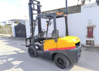 chariot élévateur diesel TCM 3 Ton