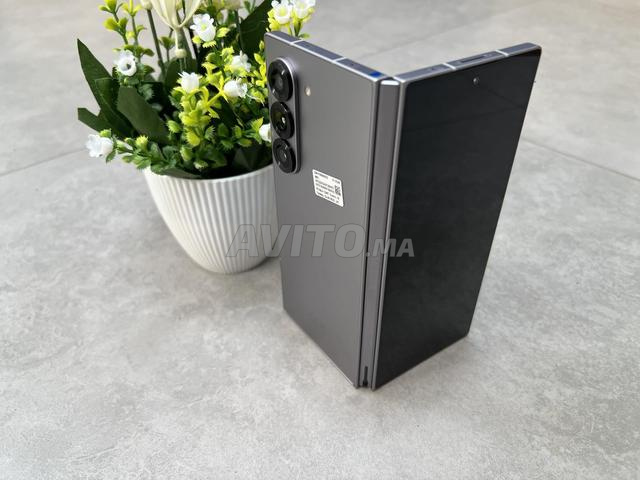 جديد SAMSUNG Z FOLD 6 5G 12RAM 512GB / ma7al