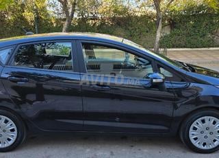 فيستا إيسونس مُخلَّصة جمركيًا