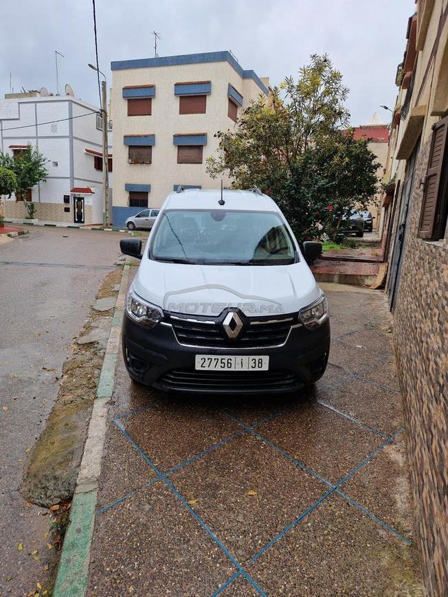 Renault exprès mzl jedida