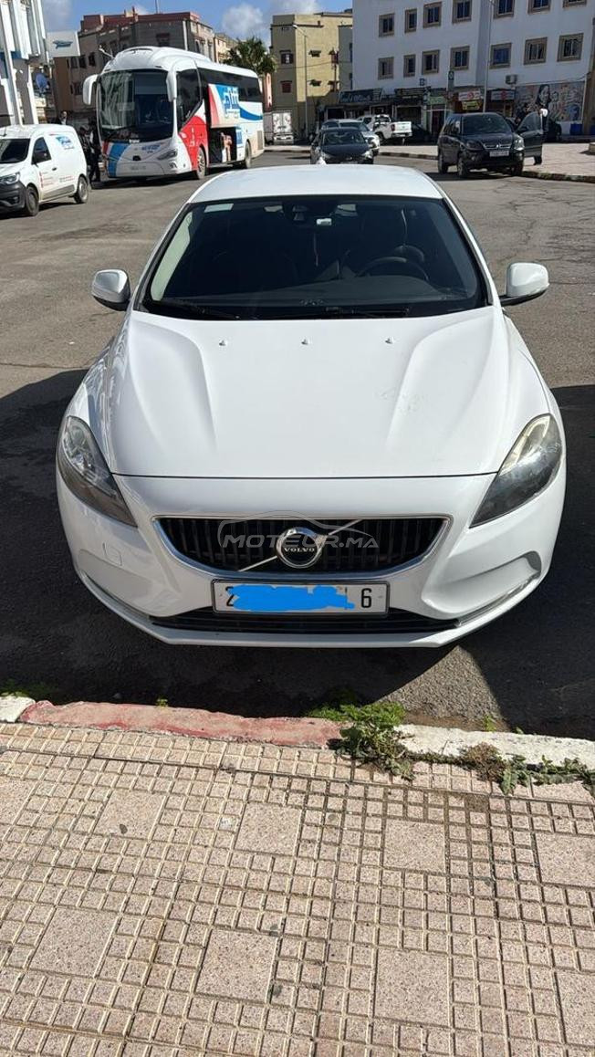 Volvo V40 Diesel Automatique 2018 à Essaouira