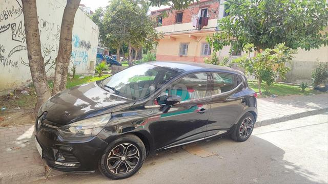 Clio 4 Modèle 2019 100000 kilométrage