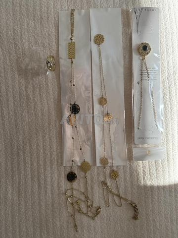 بيع مجموعة من 2 قلادة طويلة، 1 قلادة و خاتم