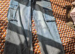 Jeans de grossesse et pantalon normal Guess authentique