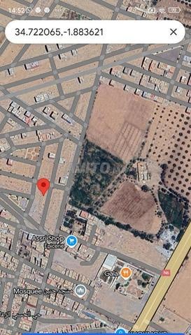 Deux lots de terrain de 99 m2 à vendre.