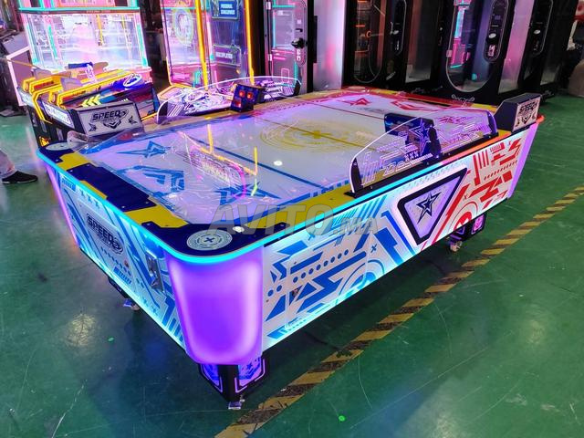 معدات حديقة الألعاب