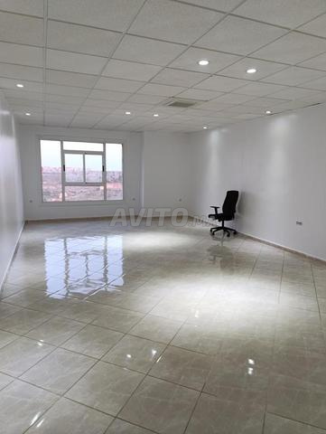 مكاتب تجارية وسط مدينة الناظور البستان