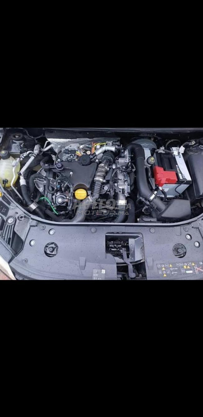 dacia stepway ecran multimedia et frain a marin