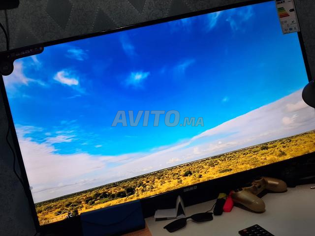 تلفاز 40 بوصة Echolink جديد مع ضمان لمدة عام