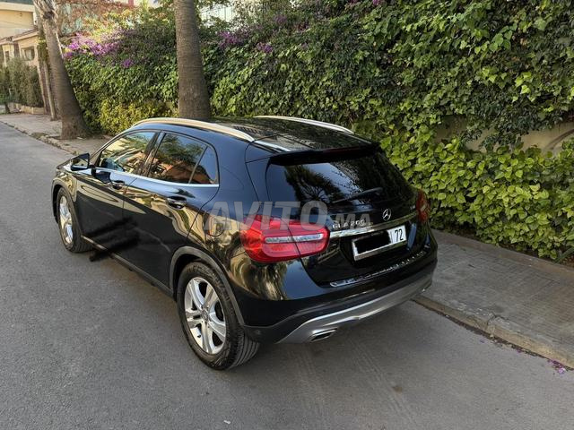 مرسيدس الفئة GLA 200