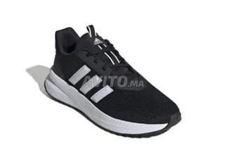 adidas original jdida taille 43 / 44