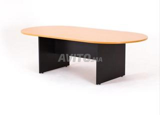 Bureau président\chaise\table de réunion\comptoire