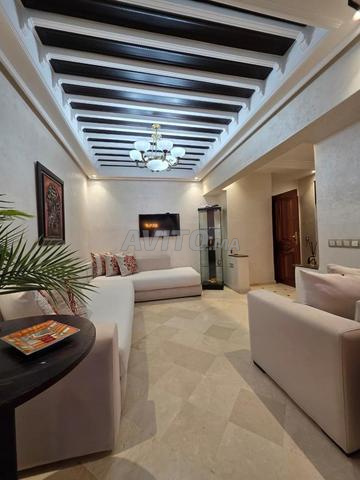 Un bel appartement à vendre à 200m2 de l'agdal