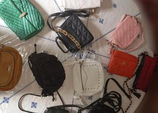 حقائب للبيع