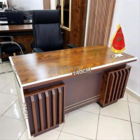 Bureau 140cm d'importation