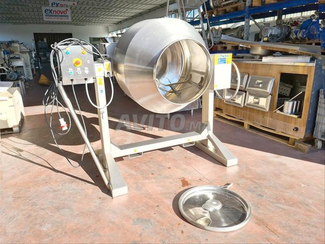 خلاط زجاجي دوار ومائل