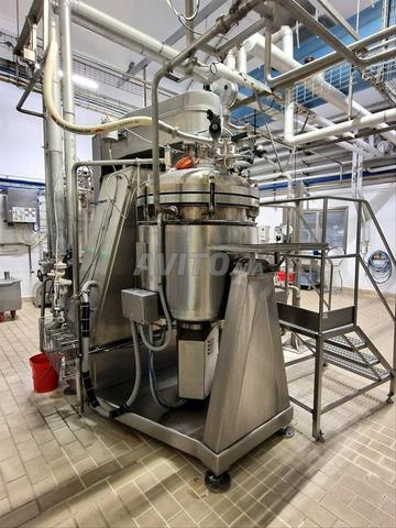 Émulseur turbine utilisé dans la fabrication de pommades pharmaceutiques